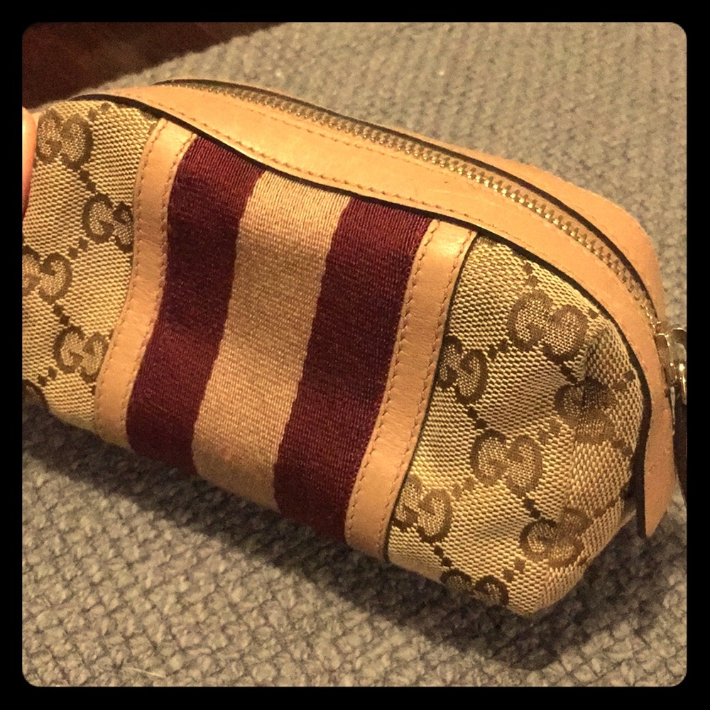 GUCCI makeup bag